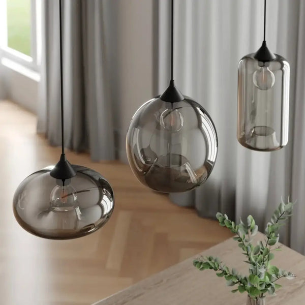 Prachtige eettafel hanglamp 3 bollen van rookglas