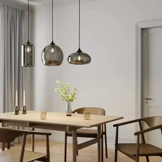 Prachtige eettafel hanglamp 3 bollen van rookglas